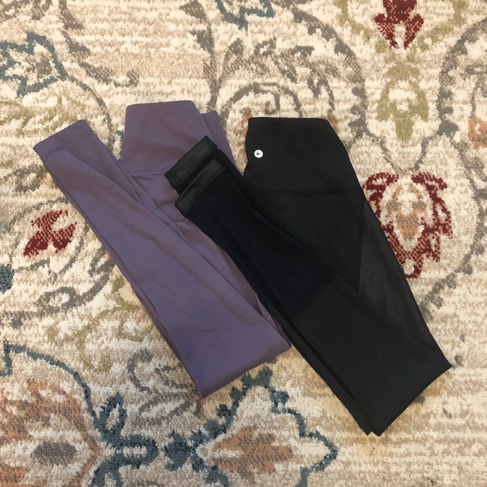 Two pairs of yoga leggings